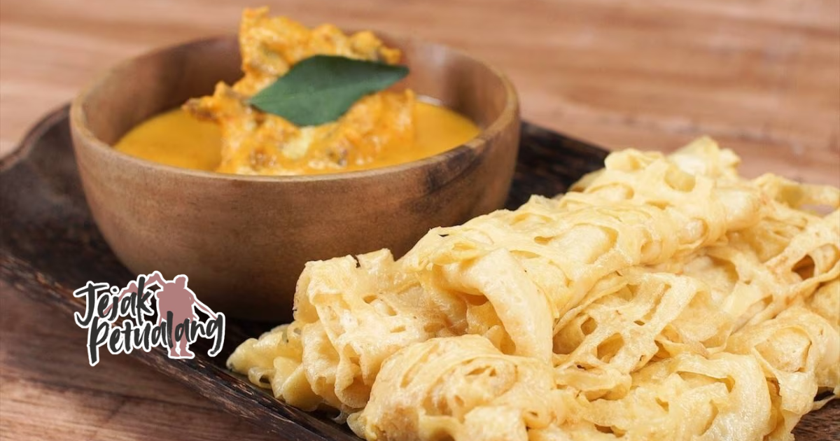 Roti Jala Kuliner Tradisional yang Unik 2 Detail ciri khas roti jala berpola jala dengan sajian kuah lezat