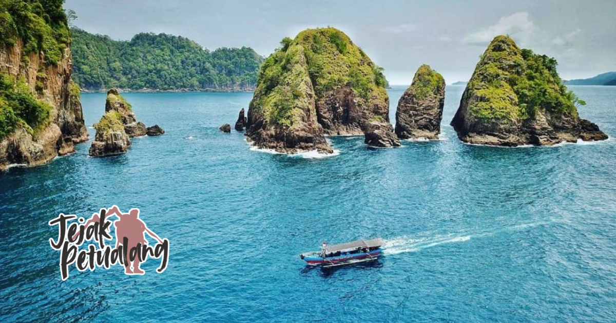 Wisata Pulau Wayang panorama pulau unik
